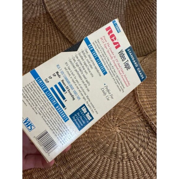 RCA VHS Tape – Recorded Dish Pay-Per-View with Garfield & Black & White Movie - Picture 6 of 6